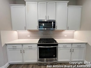 Building Photo - 1180 Cadogan Squire