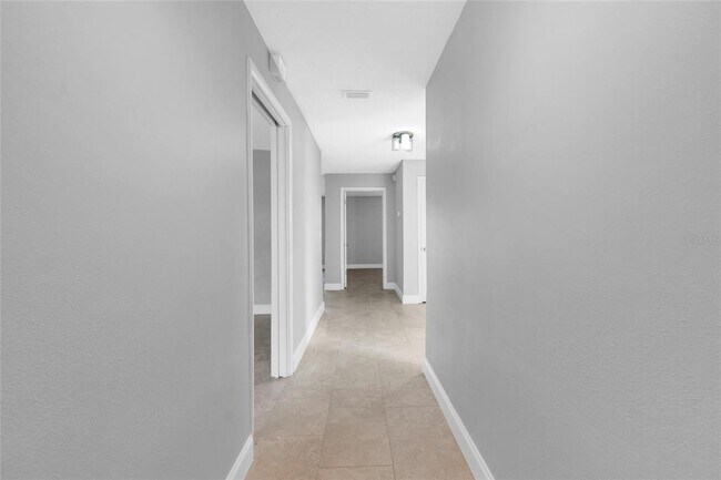 Building Photo - 124 Crystal Beach Ave