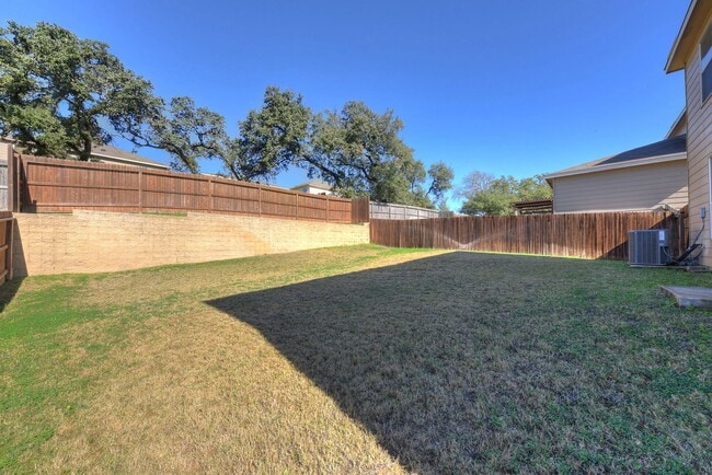 Building Photo - 4 Bedroom/3 Bath Ridge of Silverado Hills Subdivision