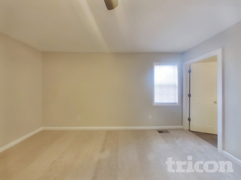 Building Photo - 125 Kennedy Dr