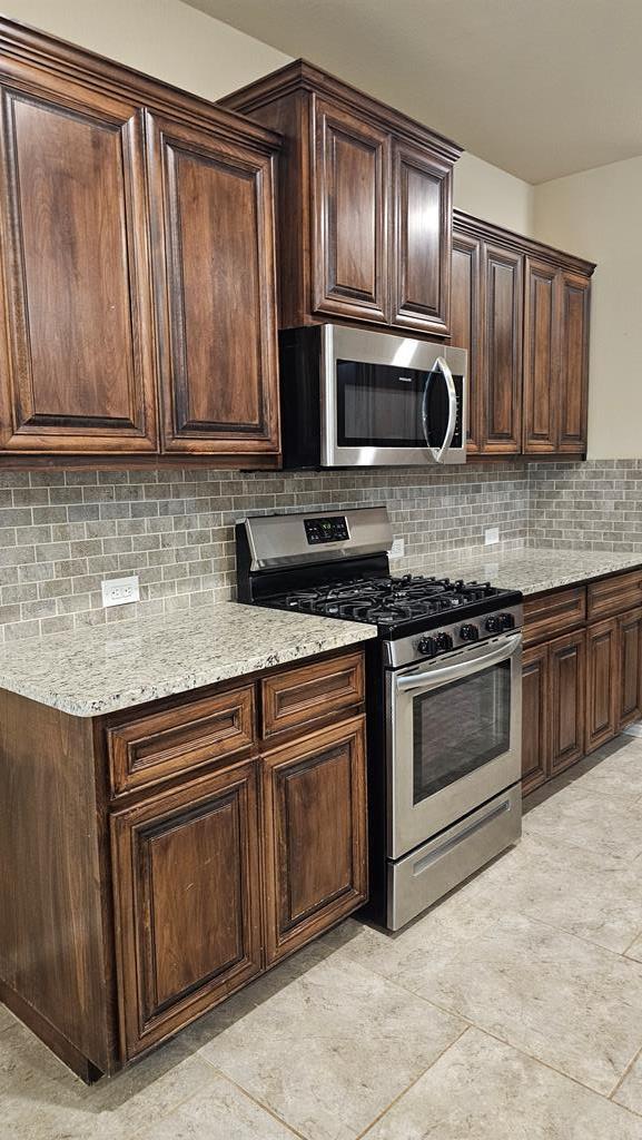 Building Photo - 6613 Hall of Fame Blvd