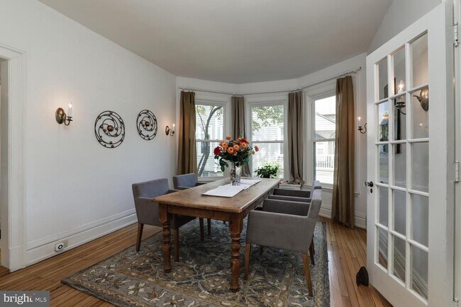 Building Photo - 30 Vandeventer Ave