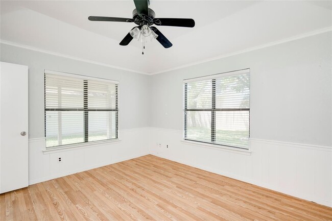 Building Photo - 1708 Wild Horse Ln