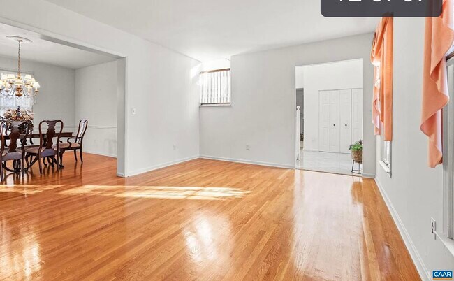 Building Photo - 1510 Beacon Hill