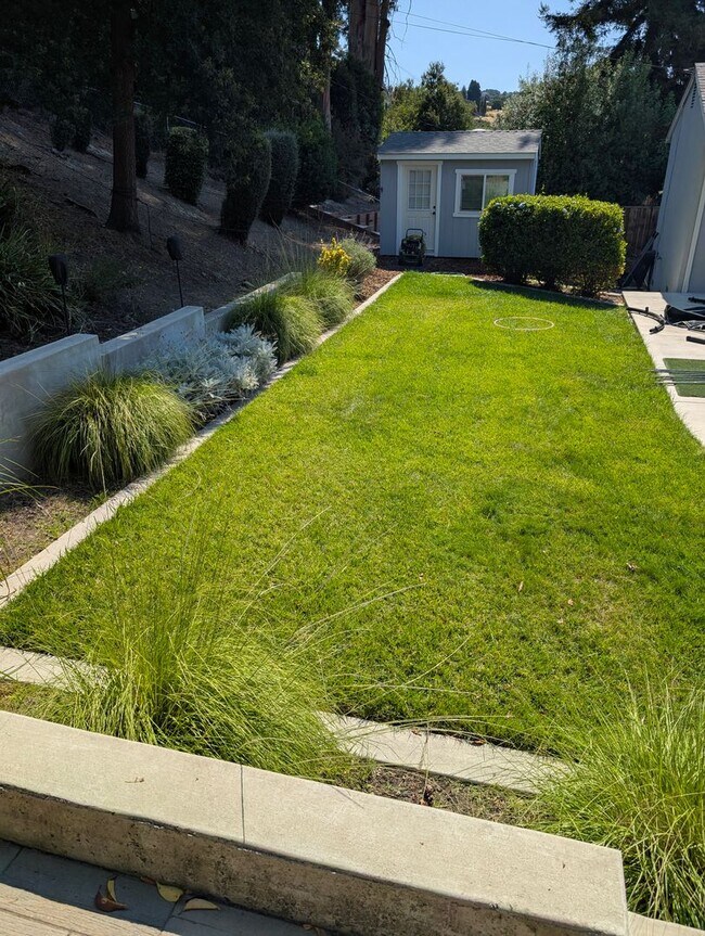 Building Photo - Fantastic 4/2 Home in El Sobrante