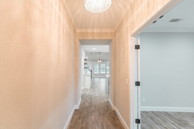 Building Photo - 50 Tidwillow Pl