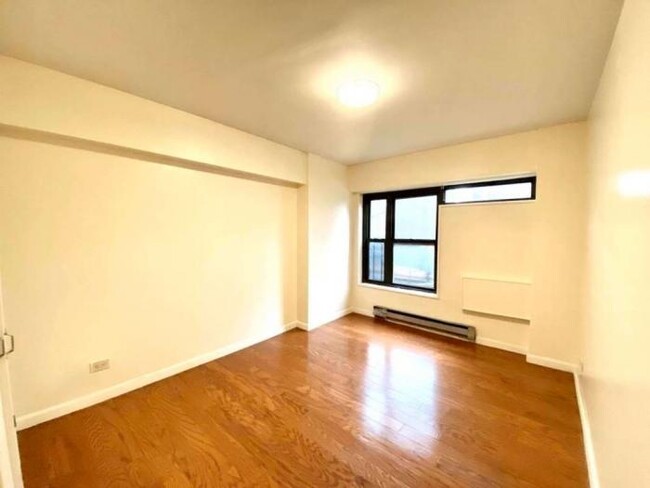 Building Photo - 3 bedroom in New York NY 10027