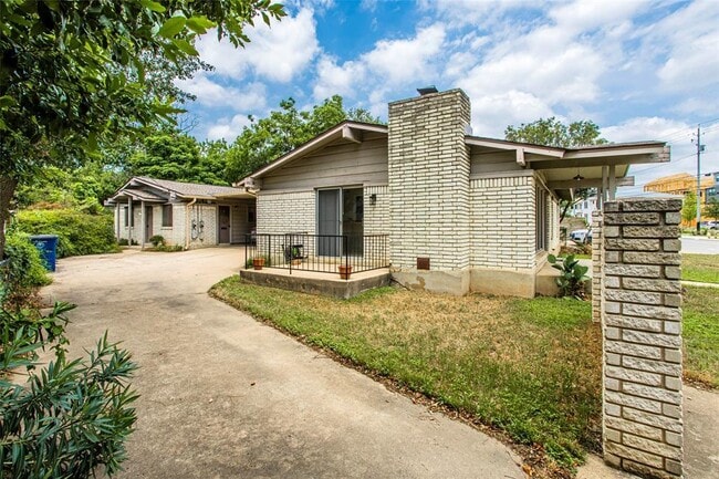 Building Photo - 4006 Bull Creek Rd