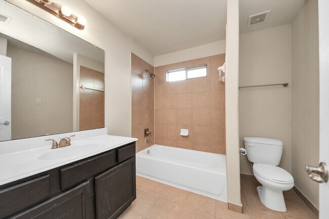 Building Photo - 24503 Hikers Bend Dr