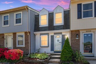 Building Photo - 8307 Crestmont Cir