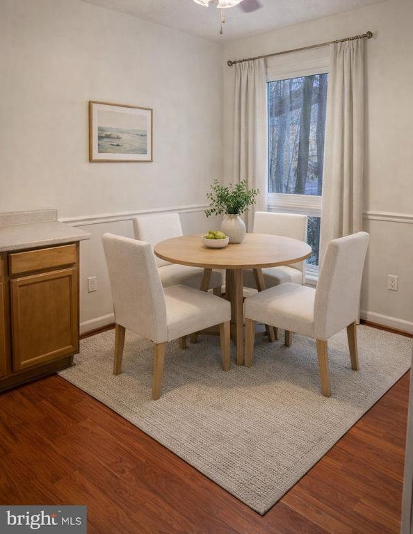 Building Photo - 8675 Seasons Way