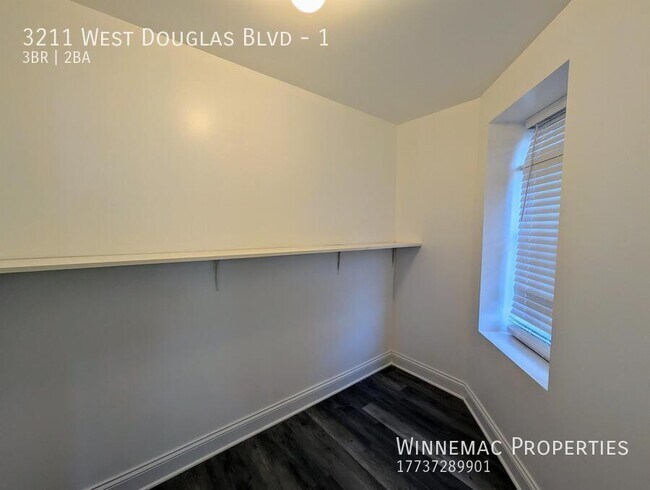 Building Photo - 3211 W Douglas Blvd