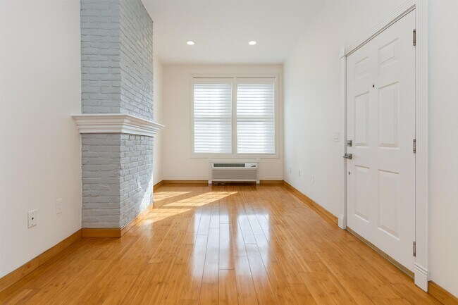 Building Photo - 3683 John F. Kennedy Blvd