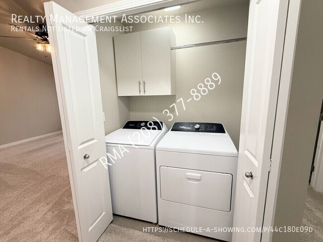 Building Photo - 1898 N Chandra Way