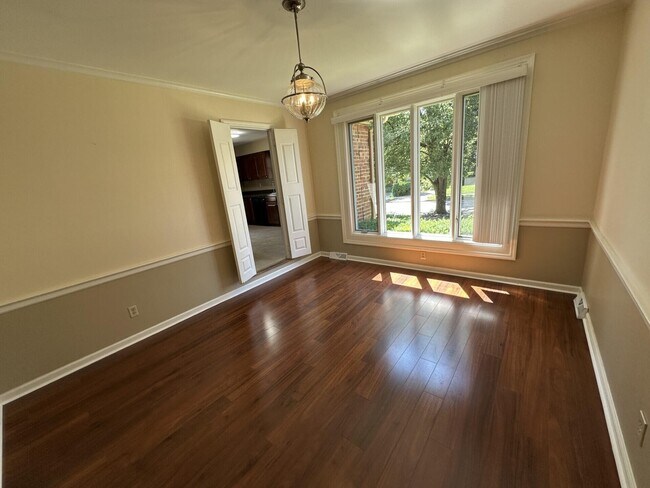 Building Photo - 2948 Candlelight Way
