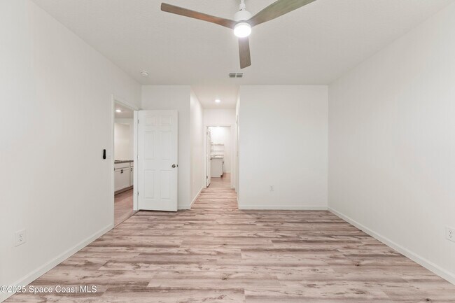 Building Photo - 1145 Dugan CIR SE