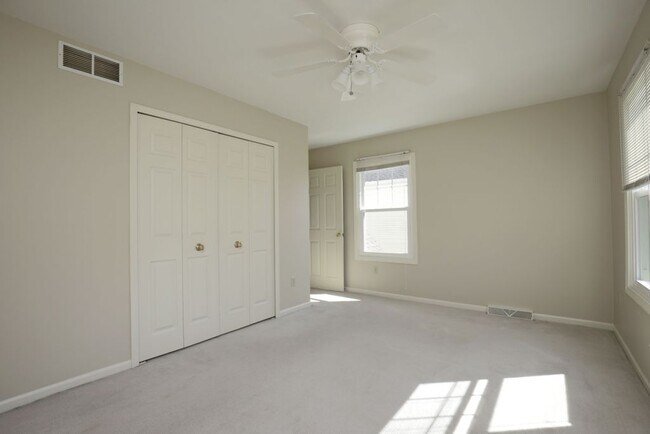 Building Photo - 4391 Archer Rd