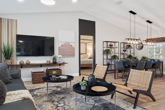 Building Photo - 6 Clinton Ct N