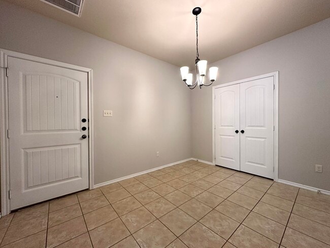 Building Photo - 3120 112th St