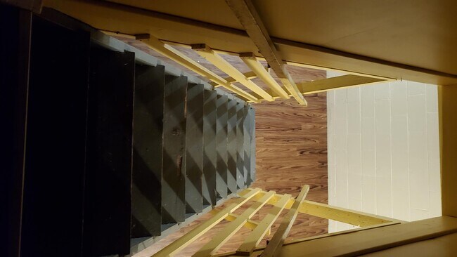 Building Photo - 3606 Dale Ave