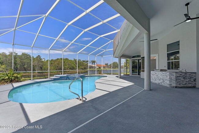 Building Photo - 706 Palmer Way