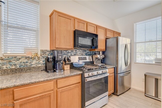 Building Photo - 5337 Brazelton St