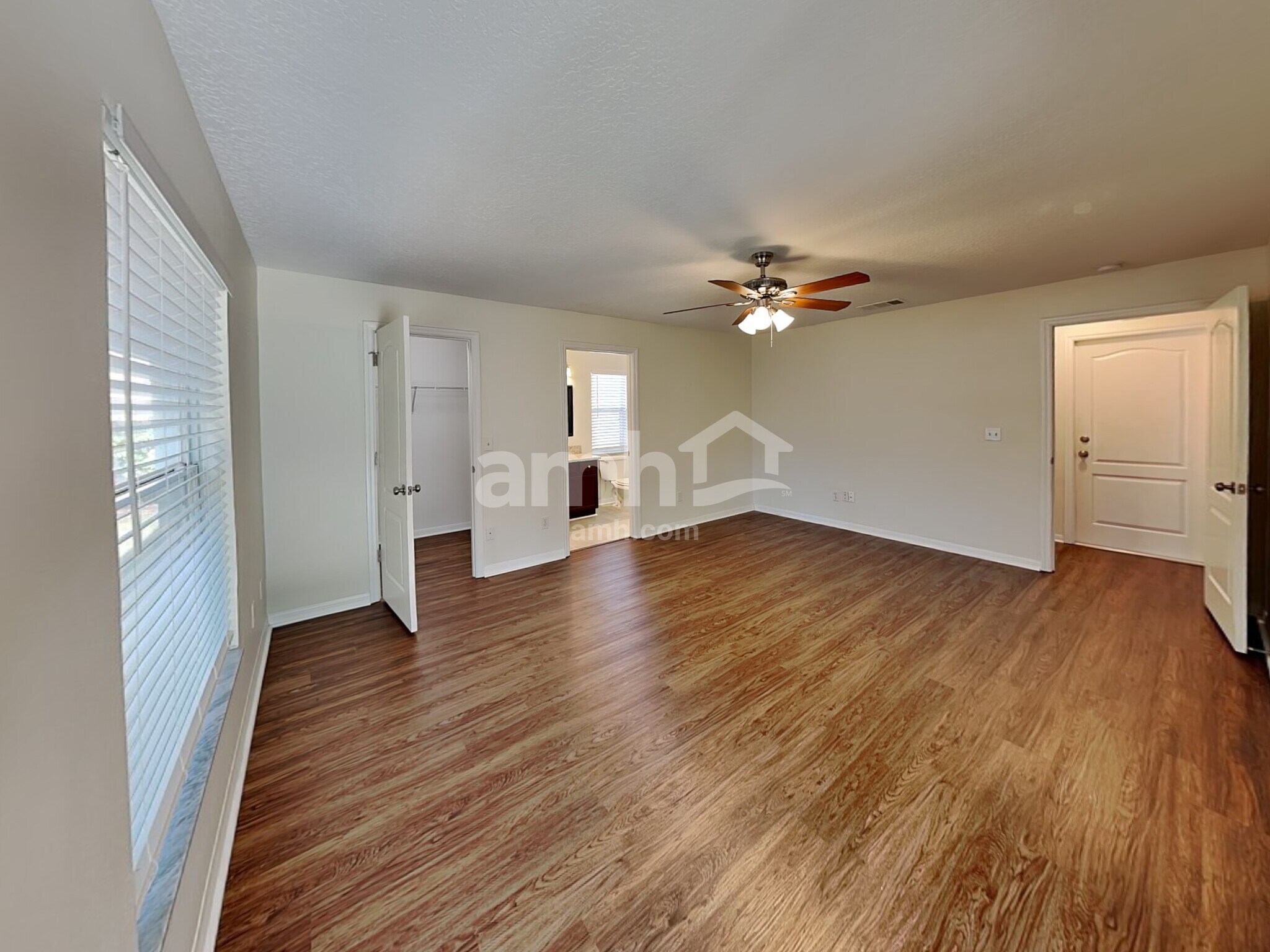 Building Photo - 331 Valley Edge Dr