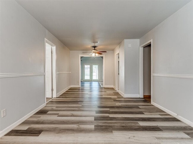 Building Photo - 125 Beard Dr