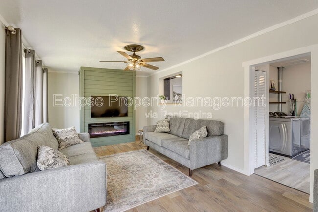 Building Photo - 1228 Bonito Ave