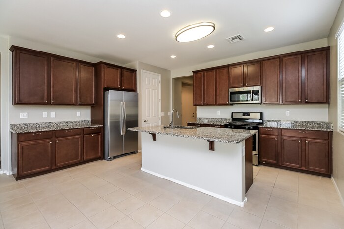 Building Photo - 4404 W Federal Way