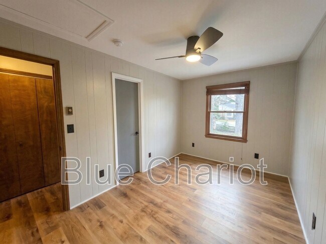 Building Photo - 1705 Smith Level Rd