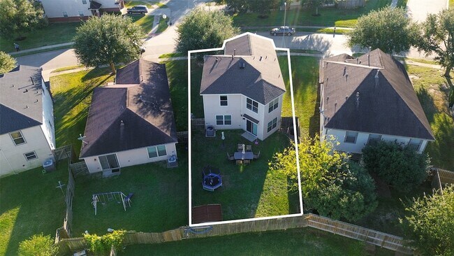 Building Photo - 18110 Rexine Ln