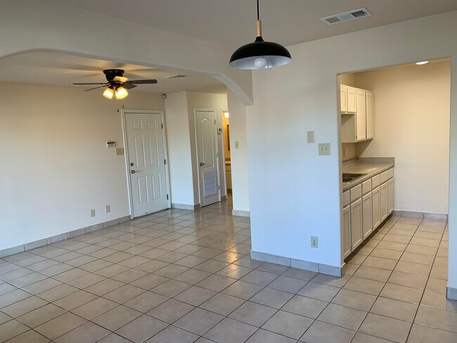 Building Photo - 1752 Tiara Trail