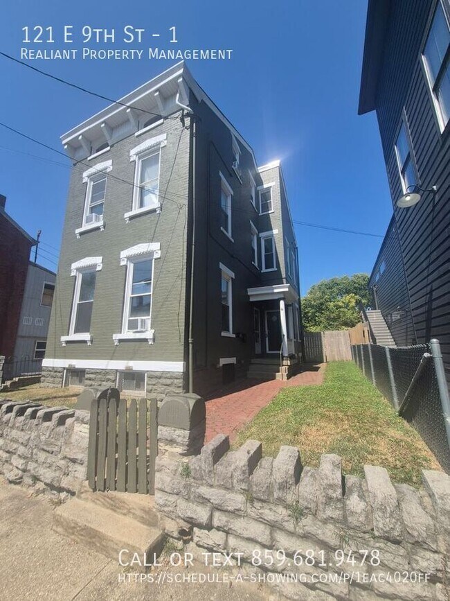 Building Photo - 121 E 9th St