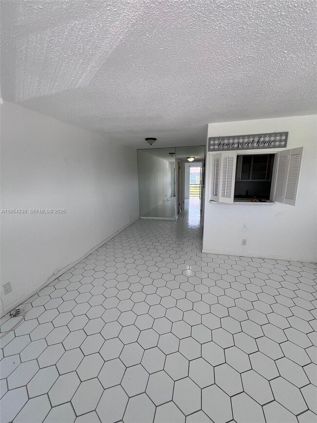 Building Photo - 89 Berkshire D