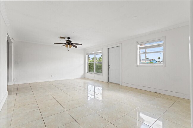 Building Photo - 4184 SW 49th Ct