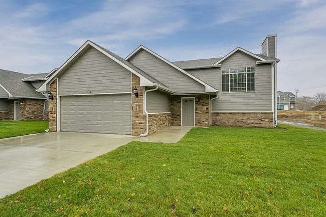 Building Photo - 1218 S Longford St