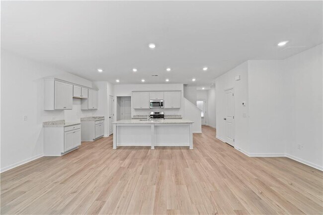 Building Photo - 2817 Habibi Ct