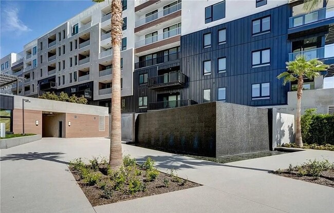 Building Photo - 1204 Rivington