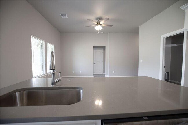 Building Photo - 9105 NW 127th St