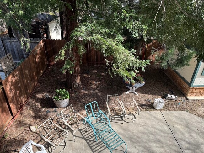 Building Photo - 873 Sonnet Wy