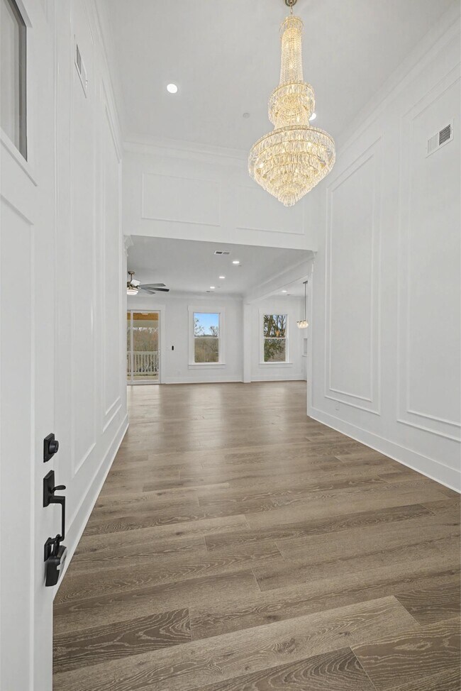 Building Photo - 103 McKinley Dr