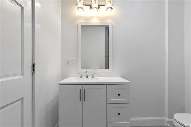 Building Photo - 131 Dwight St