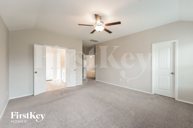 Building Photo - 3211 Calla Lily Trl