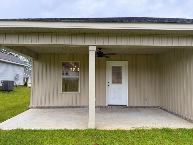 Building Photo - 101 Brandi Ave