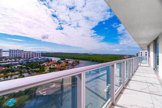 Building Photo - 330 Sunny Isles Blvd