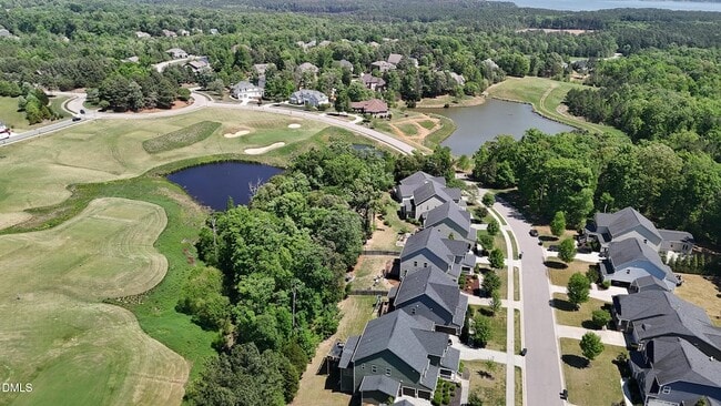 Building Photo - 899 Legacy Falls Dr S