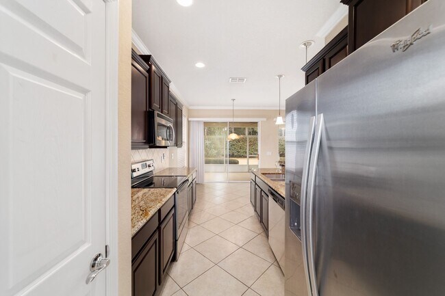 Building Photo - 6606 SW 91st Cir
