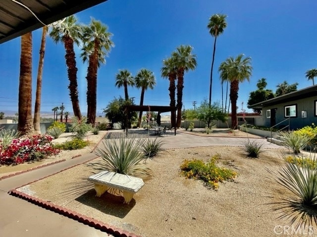 Building Photo - 36947 Melrose Dr