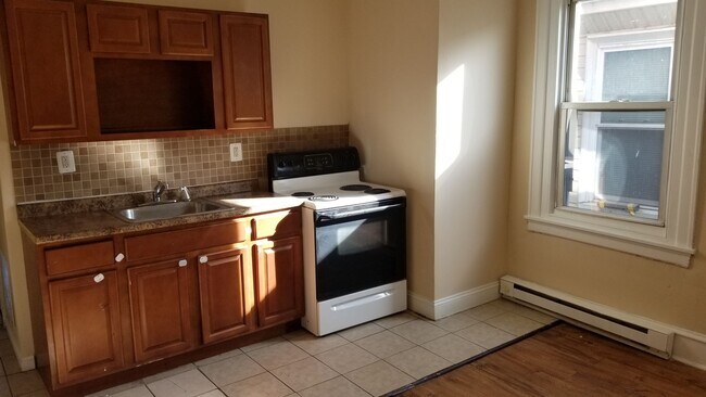 Building Photo - 1212 Harrison St